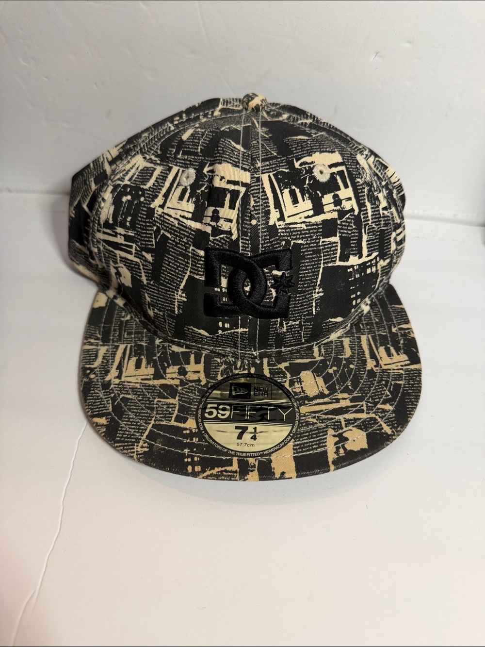 DC Kids Black & Tan Patterned 59FIFTY Fitted Cap